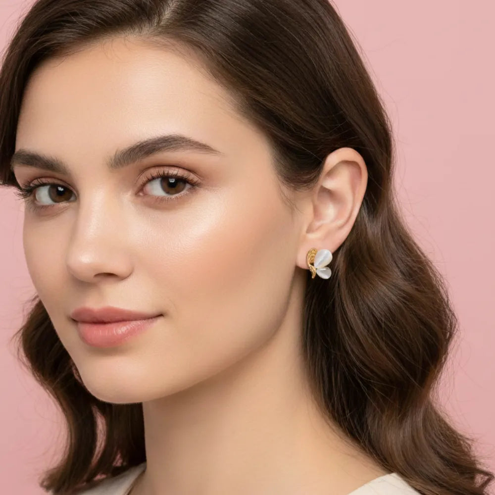Smooth Glow Earrings
