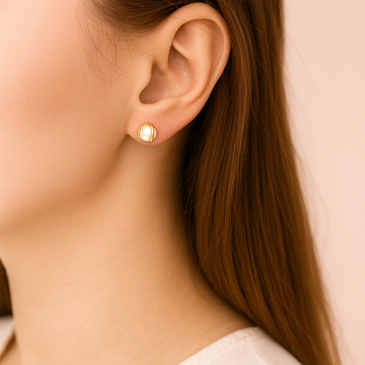 Mermaid Kiss Pearl Earrings