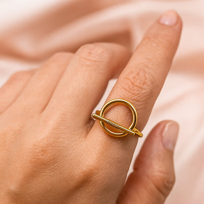 Loop Lock Ring