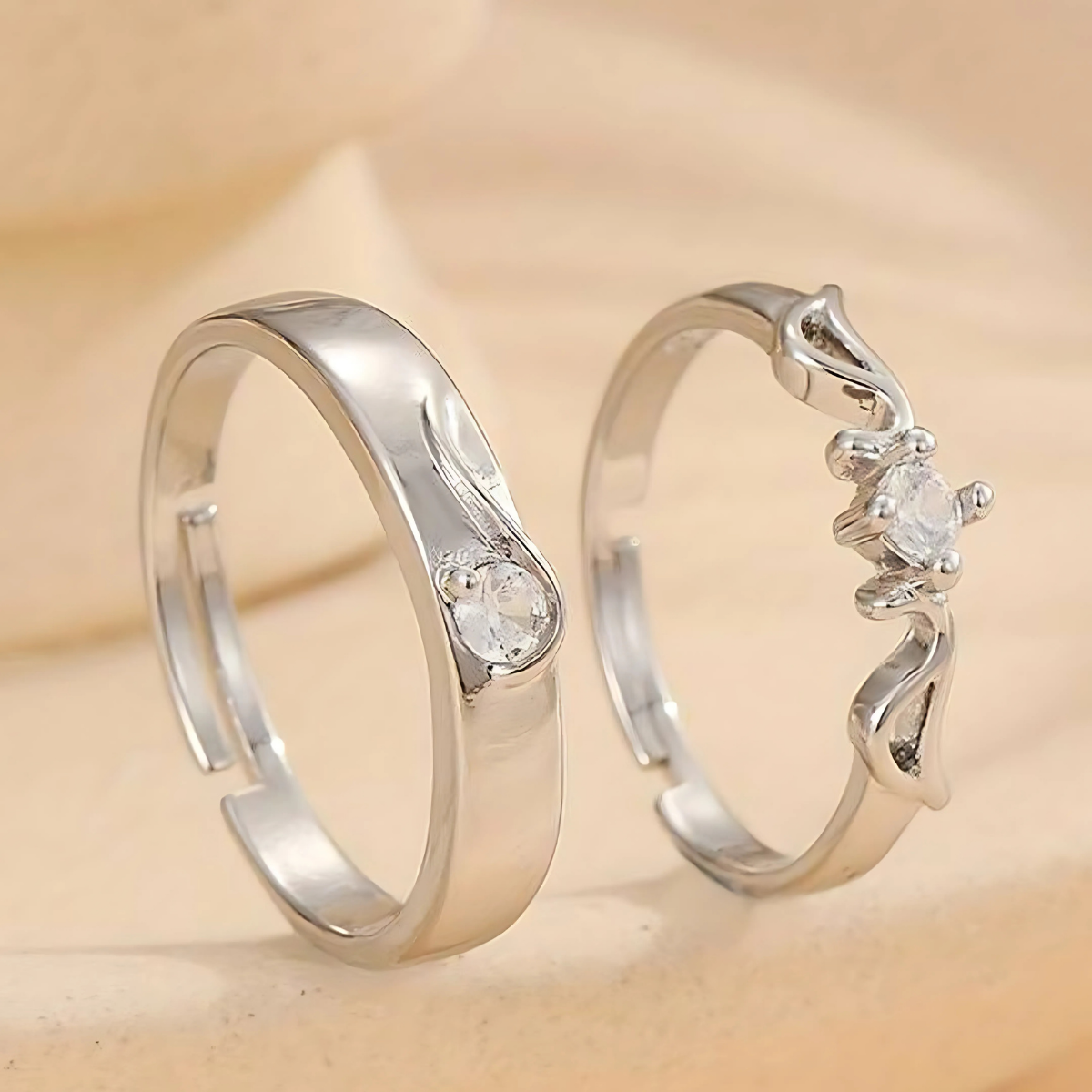 Moonpetal Couple Rings