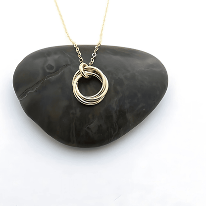 Eternal Link Necklace for Women Anti Tarnish Jewellery