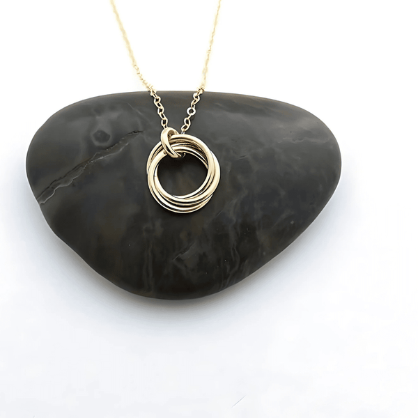 Eternal Link Necklace for Women Anti Tarnish Jewellery