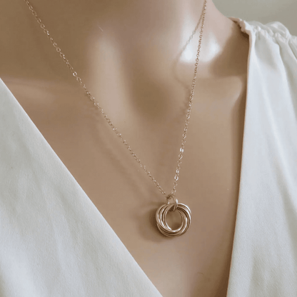Eternal Link Necklace